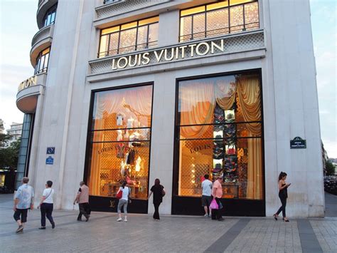 louis vuitton a paris|buying Louis Vuitton in Paris.